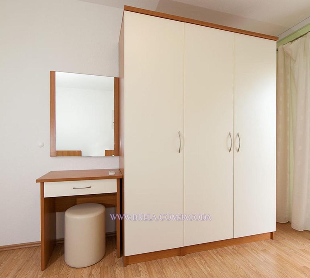 Apartments Jagoda Brela Exterior photo